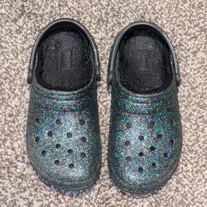Crocs Women's Classic Lined Fuzzy Glitter Clog, Starry Skies Glitter, Women's 10